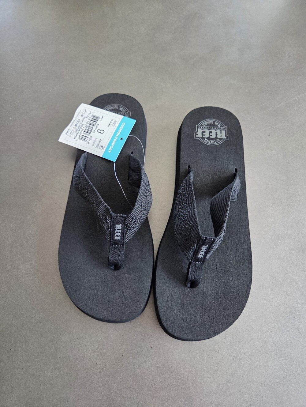 Reef Womens Black Sandy Water Friendly Flip-Flops Size 9 NWT - Picture 2 of 6